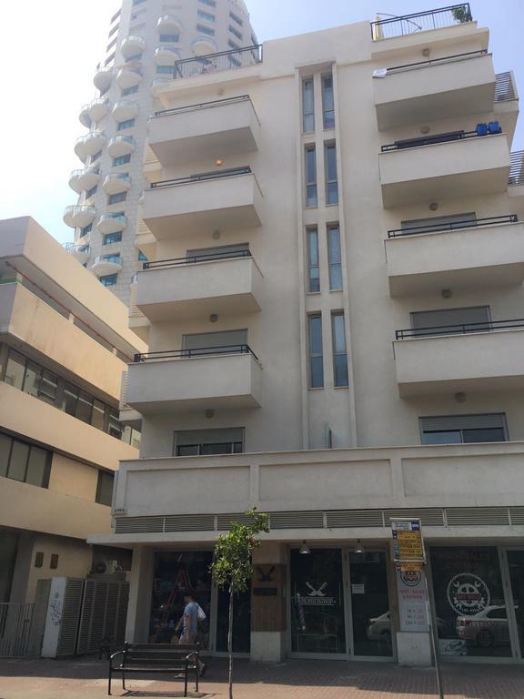 Tlv Suites By The Sea - 2 Rooms Tel Aviv Bagian luar foto